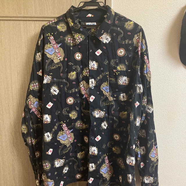 schott(ショット)のSchott  長袖　柄シャツXXL メンズのトップス(Tシャツ/カットソー(七分/長袖))の商品写真