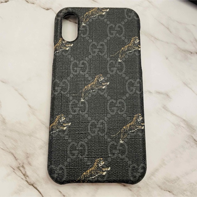 Gucci(グッチ)の【GUCCI】グッチ タイガー GGスプリーム iPhoneX/XSケース スマホ/家電/カメラのスマホアクセサリー(iPhoneケース)の商品写真