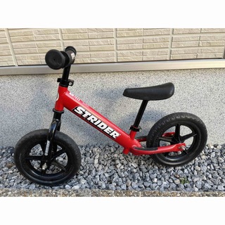 ストライダ(STRIDA)の(はなさま専用)ストライダー スポーツ sport 12インチ キックバイク 赤(三輪車/乗り物)