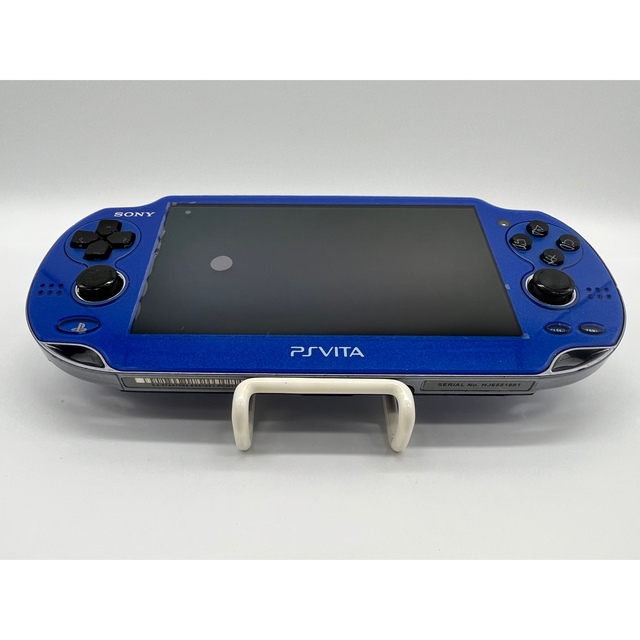 PlayStation Vita(プレイステーションヴィータ)の【液晶美品】PlayStation Vita ブルー PCH-1100 本体 エンタメ/ホビーのゲームソフト/ゲーム機本体(携帯用ゲーム機本体)の商品写真