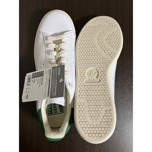 adidas(アディダス)の未使用品 STAN SMITH スタンスミス ドイツ製 天然皮革 26.0 メンズの靴/シューズ(スニーカー)の商品写真