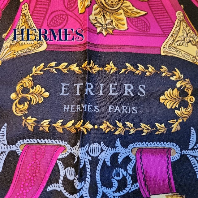 Hermes(エルメス)のHERMES　エルメス　スカーフ　カレ　90　シルク レディースのファッション小物(バンダナ/スカーフ)の商品写真