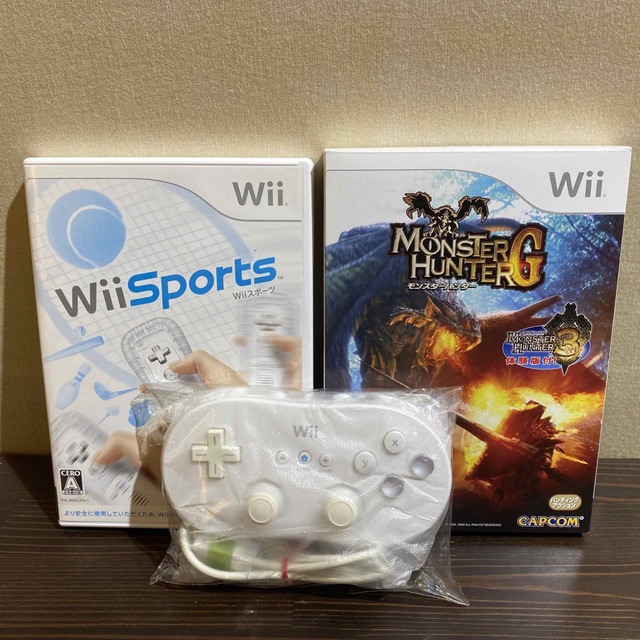 Wii本体+ソフト2枚+メモリーカード