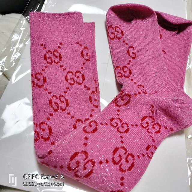 豊富なHOT Gucci - GUCCI ヴィンテージラメ入りロングソックスの通販