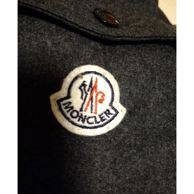 美品　モンクレール　モンジュネーブル　1 チャコール メンズのジャケット/アウター(ダウンジャケット)の商品写真