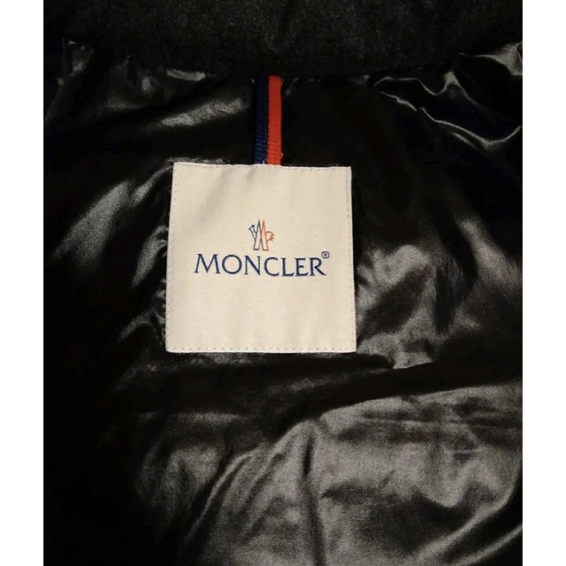美品　モンクレール　モンジュネーブル　1 チャコール メンズのジャケット/アウター(ダウンジャケット)の商品写真