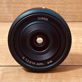 パナソニック(Panasonic)のII型レンズ☘️極美品☘️ボケ味最高☘️ LUMIX 14mm f2.5 II(レンズ(単焦点))