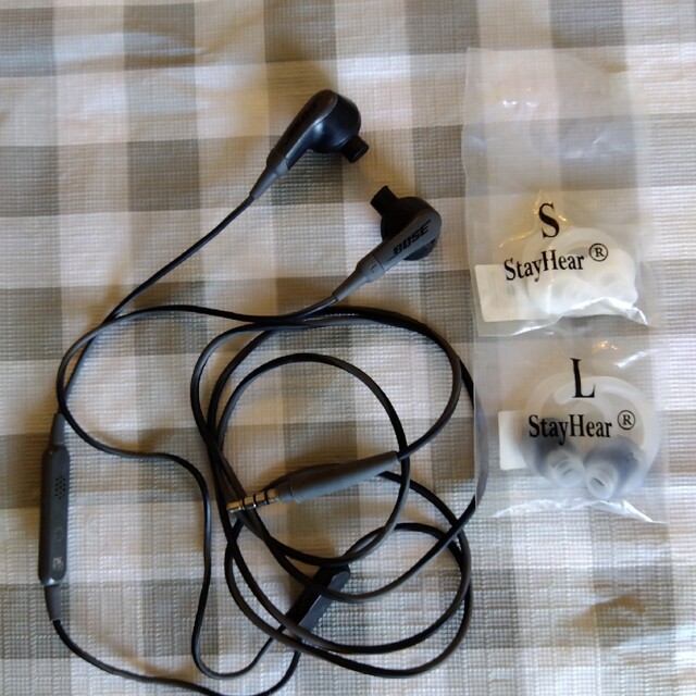 BOSE(ボーズ)のBose SoundSport in-ear headphones イヤーチップ スマホ/家電/カメラのオーディオ機器(ヘッドフォン/イヤフォン)の商品写真