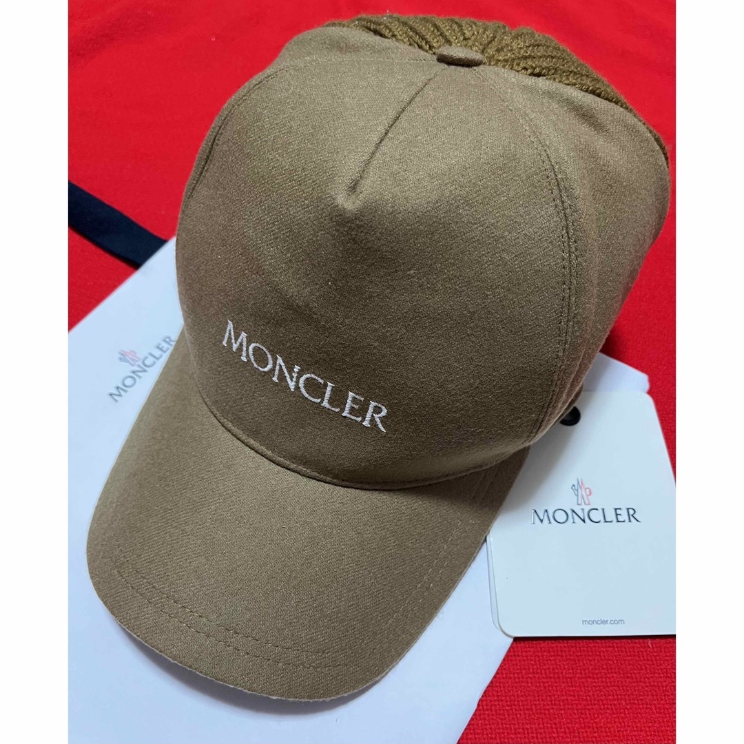 MONCLER(モンクレール)の定価¥39600新品　MONCLER モンクレール　ロゴ　キャップ　ベージュ レディースの帽子(キャップ)の商品写真