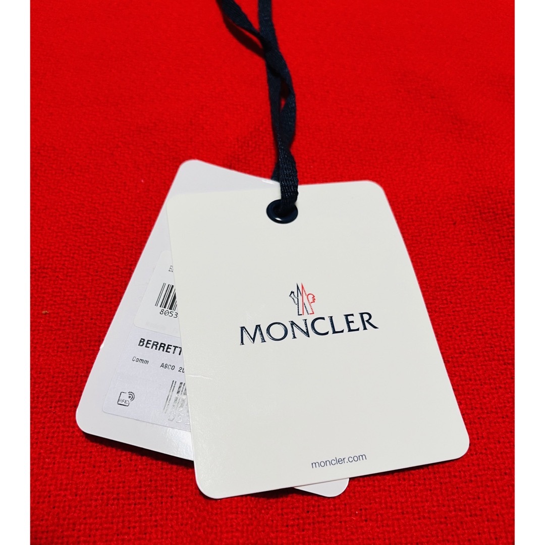 MONCLER(モンクレール)の定価¥39600新品　MONCLER モンクレール　ロゴ　キャップ　ベージュ レディースの帽子(キャップ)の商品写真