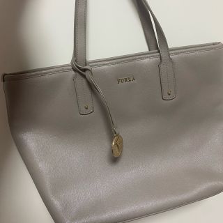 FURLA デイジートートバッグ FURLA デイジートートバッグ