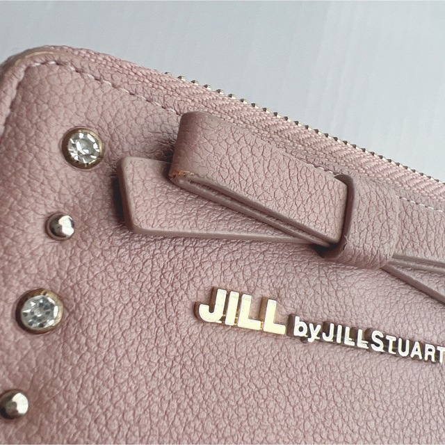 JILL by JILLSTUART(ジルバイジルスチュアート)のJILL BY JILLSTUART ジルバイ 二つ折り財布  レディースのファッション小物(財布)の商品写真