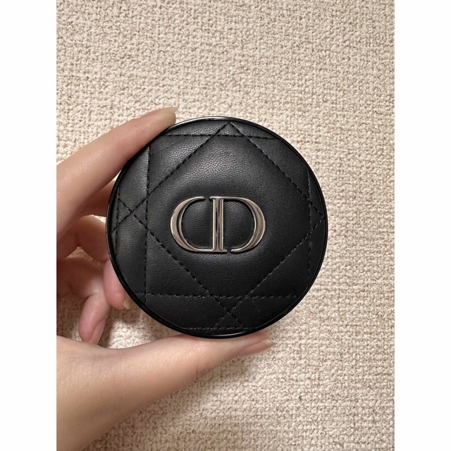 Dior(ディオール)のディオール　クッションファンデーション　ケース コスメ/美容のベースメイク/化粧品(ファンデーション)の商品写真