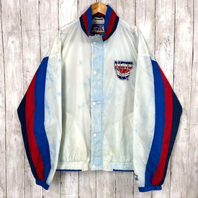 90sヴィンテージ古着NBA ネッツ 刺繍ロゴナイロンスタジャン サイズL 白 90sヴィンテージ古着NBA ネッツ 刺繍ロゴナイロンスタジャン サイズL 白