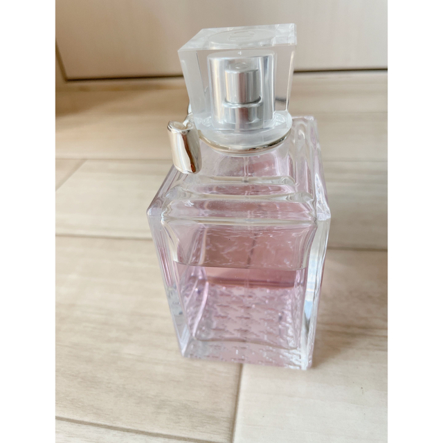 Dior(ディオール)のDIOR Miss Dior ブルーミングブーケ　100ml コスメ/美容の香水(香水(女性用))の商品写真