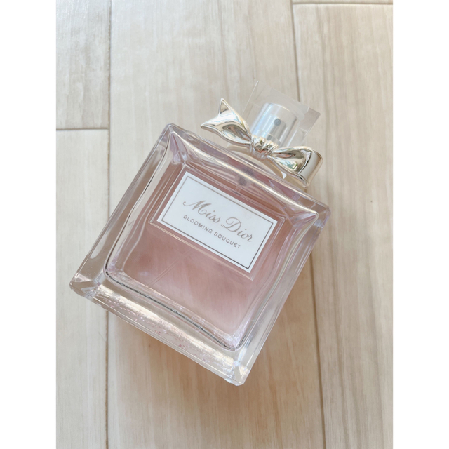 Dior(ディオール)のDIOR Miss Dior ブルーミングブーケ　100ml コスメ/美容の香水(香水(女性用))の商品写真