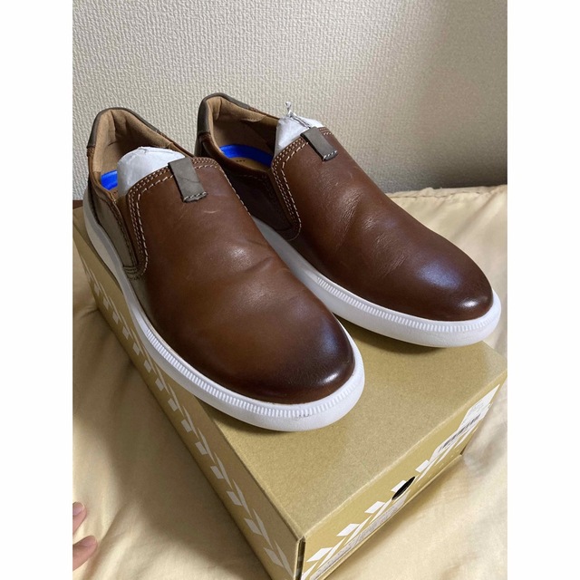 Clarks - 【定価2万】新品 クラークス スニーカー スリッポン 27cm UK9