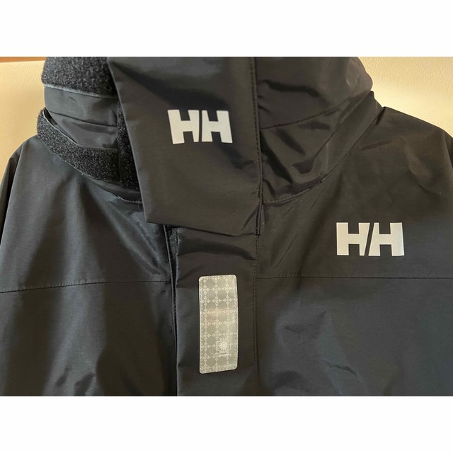 HELLY HANSEN(ヘリーハンセン)のヘリーハンセン　アウター　ジャケット　黒　ブラック　オーシャンフレイライト メンズのジャケット/アウター(ナイロンジャケット)の商品写真