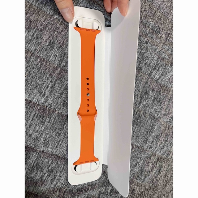 Apple Watch(アップルウォッチ)のHERMES series8 45mm アップルウォッチ　エトゥープ メンズの時計(腕時計(デジタル))の商品写真