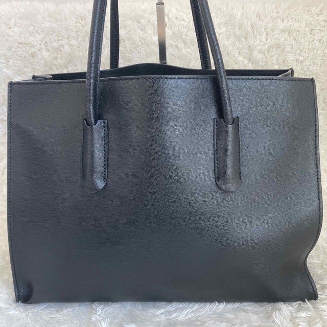 美品✨フルラ トートバッグ A4可 アミナ 黒 サフィアーノレザー