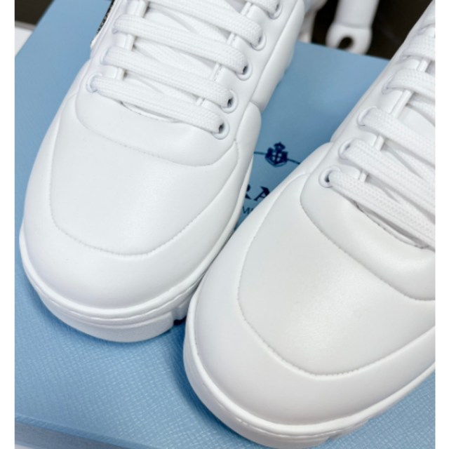PRADA プラダ スニーカー