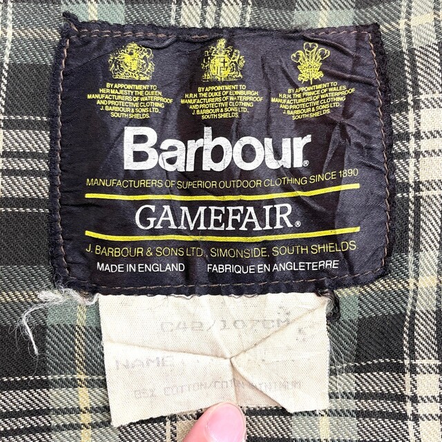 Barbour(バーブァー)の【中古】 88's バブアー Barbour ゲームフェア GAMEFAIR オイルドジャケット サイズ：C42 オリーブ系 MADE IN ENGLAND 古着 中古 mellow メンズのジャケット/アウター(その他)の商品写真