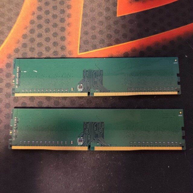 Crucial PC4-21300(DDR4-2666) 8GB×2枚　メモリ 3