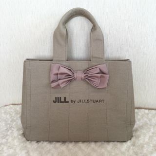 ジルバイジルスチュアート(JILL by JILLSTUART)の美品＊A4サイズ♡リボンステッチトートバッグ(トートバッグ)