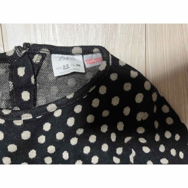 ZARA KIDS(ザラキッズ)のZARA baby ★ドット 水玉 長袖　ワンピース 98cm キッズ/ベビー/マタニティのキッズ服女の子用(90cm~)(ワンピース)の商品写真