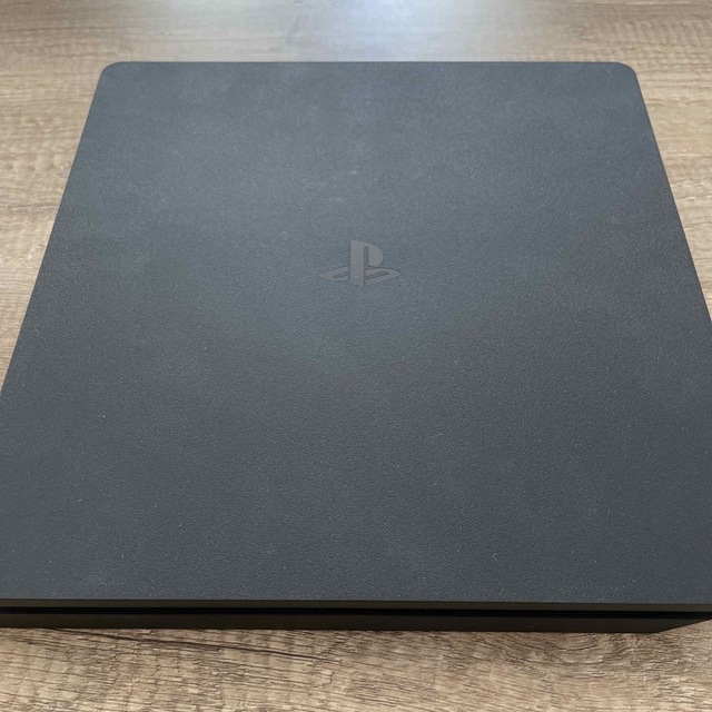 PS4 本体　CUH-2000A