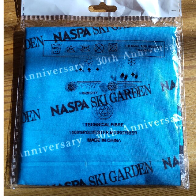 NASPA　ピングー　ネックウォーマー(未使用) レディースのファッション小物(ネックウォーマー)の商品写真
