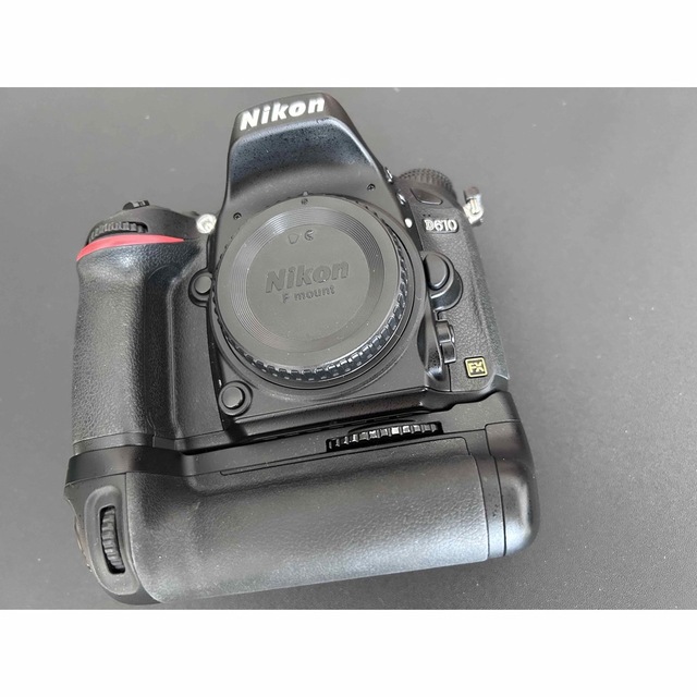 Nikon Nikon ニコン D610 バッテリーパック付 フルサイズ一眼レフカメラの通販 by James's shop｜ニコンならラクマ