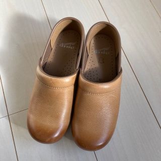 ダンスコ(dansko)の専用　ダンスコ　ハニー(ローファー/革靴)