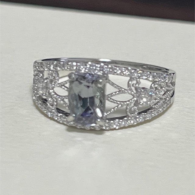 プラチナpt900 リング ダイヤ0.19ct 9号 4.5g-