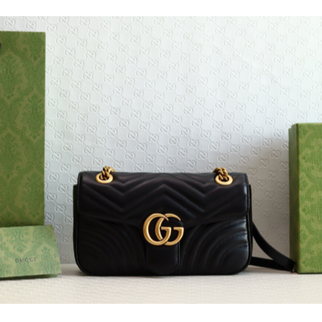 正規品 Gucci 早い者勝ち!グッチ GGマーモント キルティング スモール