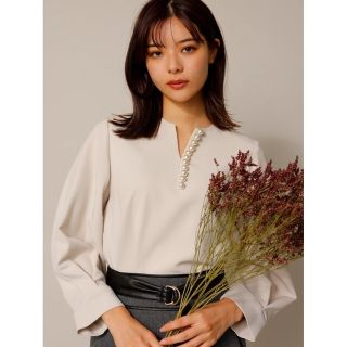 トーナル(TONAL)のプリン様専用　単品TONAL新品パールキーネックブラウス(シャツ/ブラウス(長袖/七分))