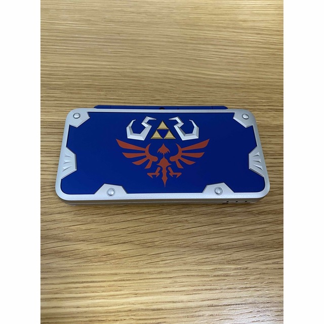 Newニンテンドー2DS LL ハイリアンシールドエディション ゼルダの伝説 時