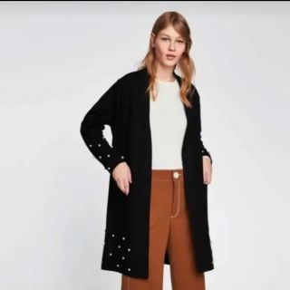 ザラ(ZARA)の♦️再々値下げ♦️ZARA パール付きニットカーディガン・コート(ニットコート)