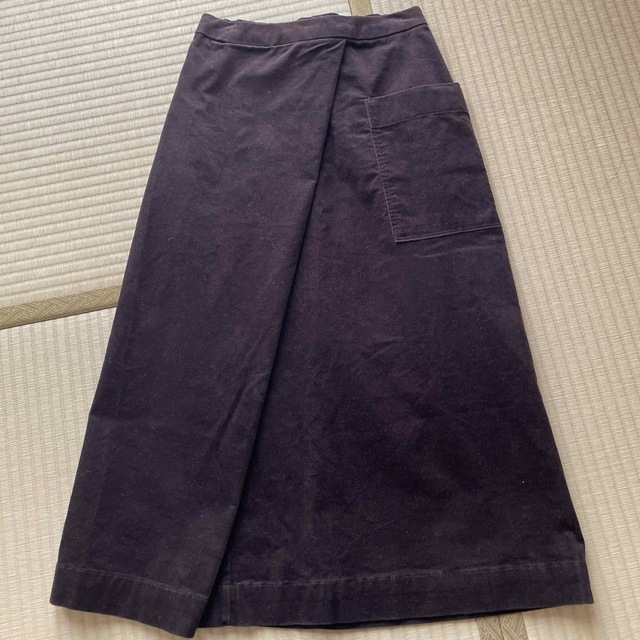 MUJI (無印良品)(ムジルシリョウヒン)の無印良品　コーデュロイ　スカート レディースのスカート(ロングスカート)の商品写真