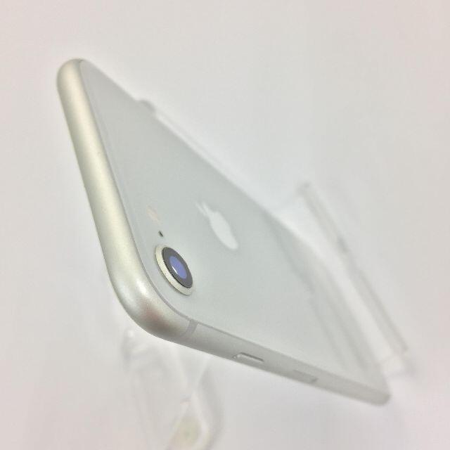 iPhone(アイフォーン)の【B】iPhone 8/64GB/352996098142477 スマホ/家電/カメラのスマートフォン/携帯電話(スマートフォン本体)の商品写真