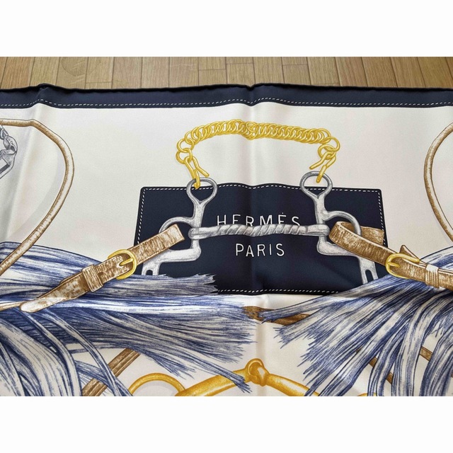 Hermes - HERMES カレ90 プロジェクト オ クレヨン スカーフの通販 by