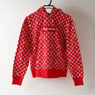 ルイヴィトン(LOUIS VUITTON)のLOUIS VUITTON supreme コラボ ボックスロゴ パーカー(パーカー)