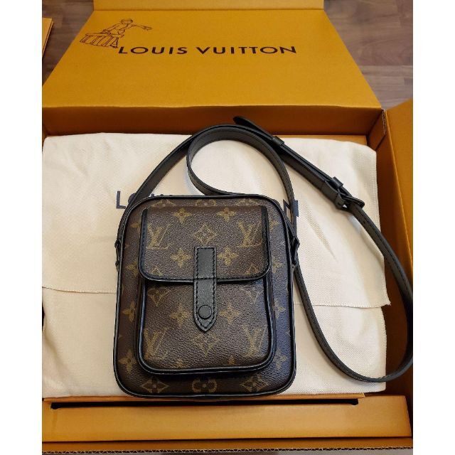 LOUIS VUITTON - 【新品】ルイヴィトンショルダーバッグ