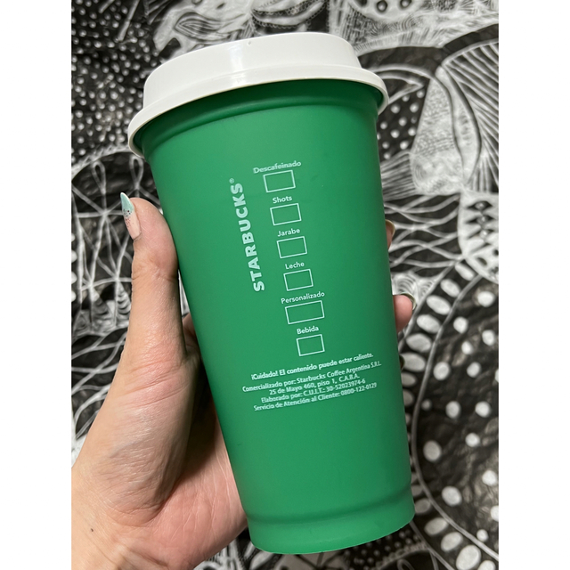 Starbucks Coffee(スターバックスコーヒー)の海外限定　スターバックス　リユーザブルカップ　アルゼンチン　ホリデー　グリーン インテリア/住まい/日用品のキッチン/食器(容器)の商品写真