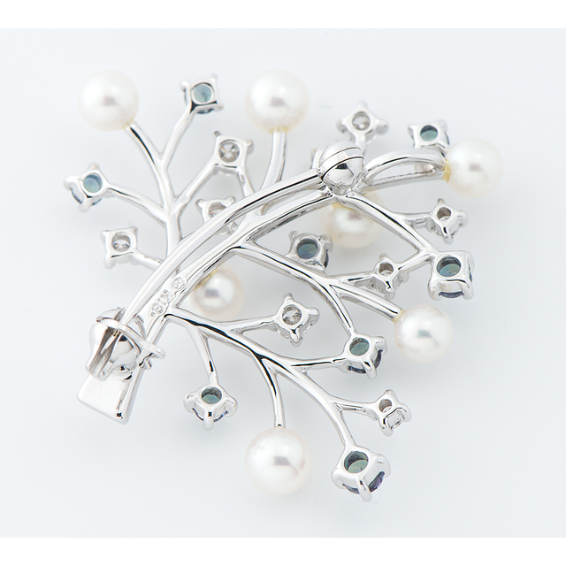 贅沢品 ミキモト - MIKIMOTO ボタニカルモチーフ3.8-4.4mm ブローチ兼 贅沢品 ミキモト - MIKIMOTO ボタニカルモチーフ3.8-4.4mm ブローチ兼