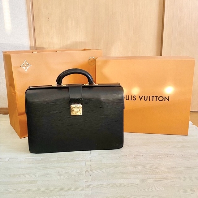 LOUIS VUITTON ルイヴィトン フェルモワール ビジネスバッグ エピ