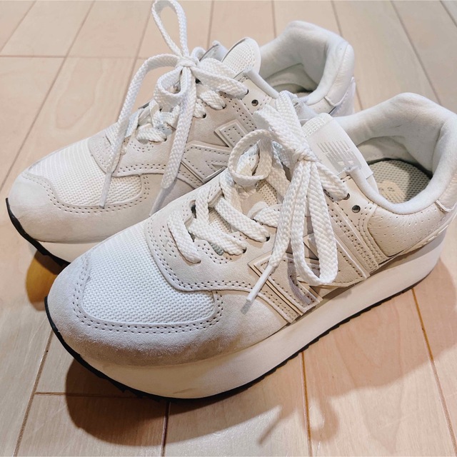 New Balance - ニューバランス 574 厚底 23cmの通販 by Emily's shop ...