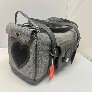 新品 犬猫用のキャリーバッグ　PUPPIA  パピア GRAND CARRIER(犬)