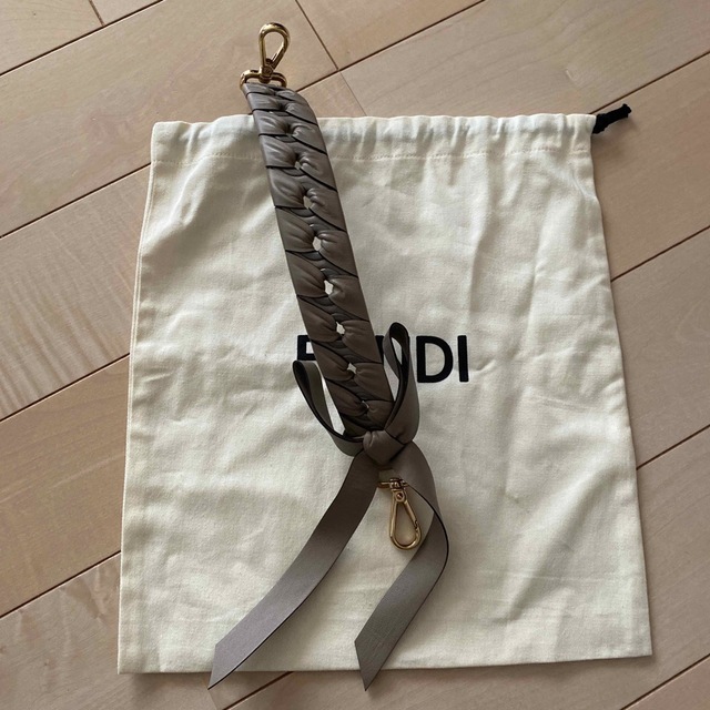 FENDI - FENDI ミニストラップユー 美品の通販 by ほんほん