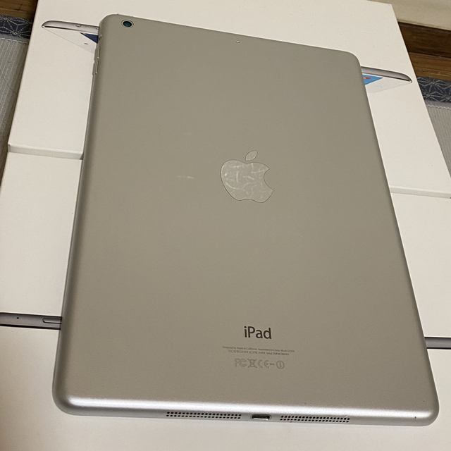 上品Aランク　iPad  Air1  WiFi 16GB　アイパッド